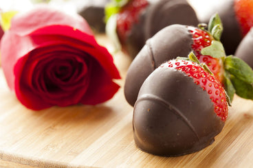 Easy Vegan Chocolate Covered Strawberries